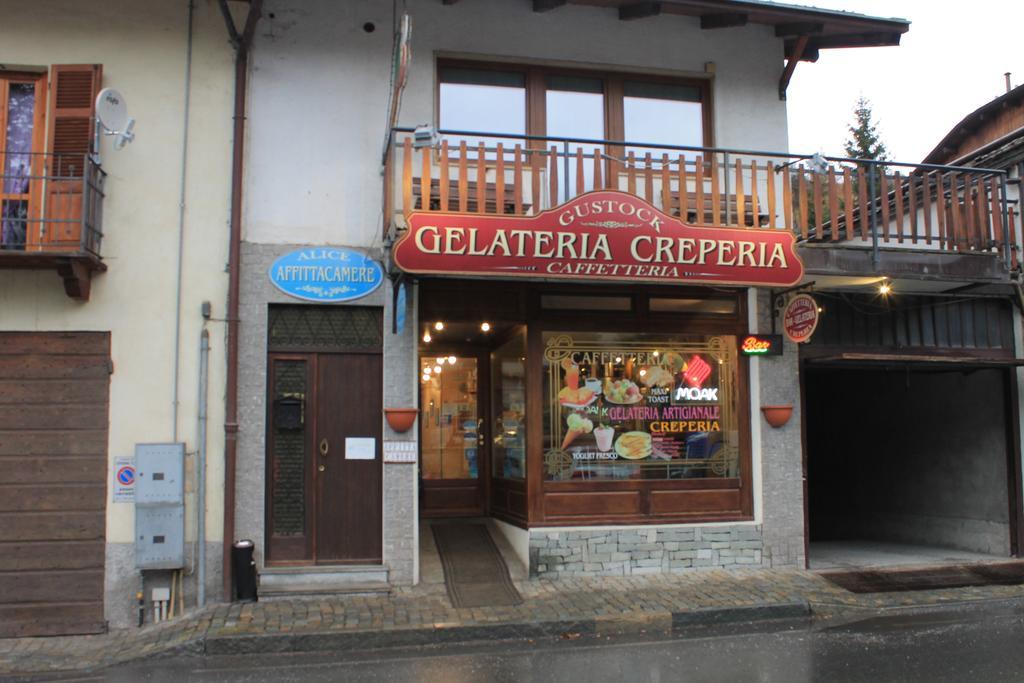 Alice Affittacamere Cesana Torinese Bagian luar foto
