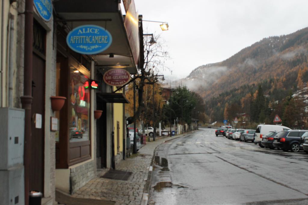 Alice Affittacamere Cesana Torinese Bagian luar foto