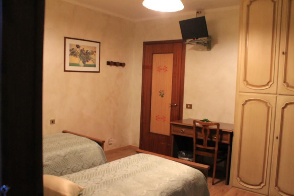 Alice Affittacamere Cesana Torinese Bagian luar foto