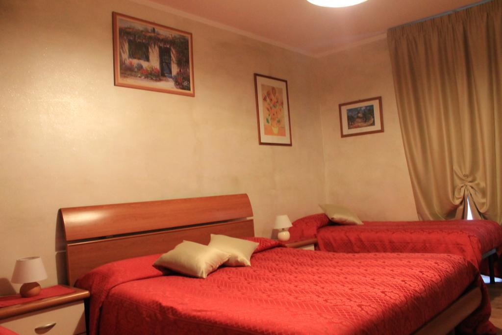 Alice Affittacamere Cesana Torinese Bagian luar foto