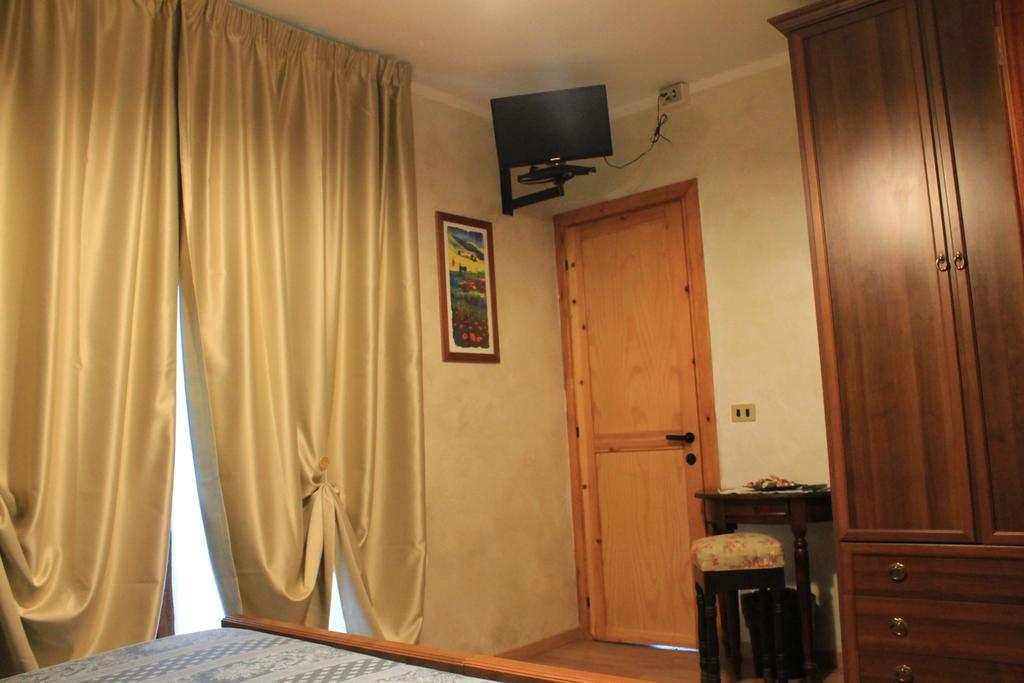 Alice Affittacamere Cesana Torinese Bagian luar foto